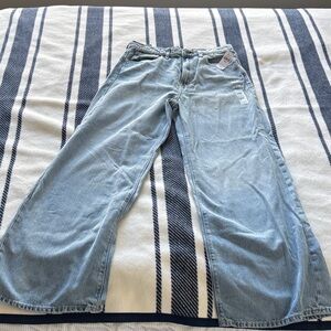 Women’s Gap Light Blue Jeans